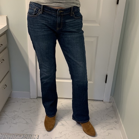 Old Navy “Diva” Bootcut Jean - Picture 2 of 14